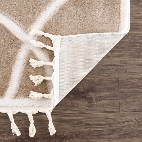 Cream and White High-Low Textured Shag Rug with Fringe