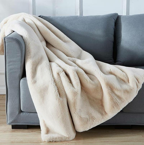 Hand-Tufted Chinchilla Faux Fur Throw Blanket