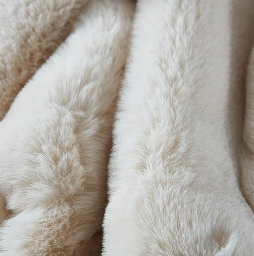 Hand-Tufted Chinchilla Faux Fur Throw Blanket