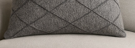 Knitted Cotton Diamond Pattern Throw Pillow