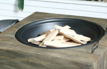 Wood-Grain Composite Fire Pit with Spark Screen – Outdoor Wood-Burning Design