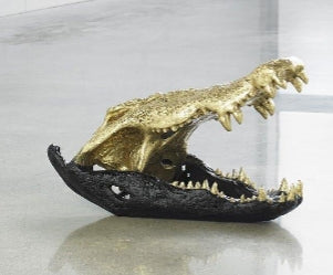 Gold Leaf & Glossy Black Crocodile Skull Sculpture – Modern Luxe Décor