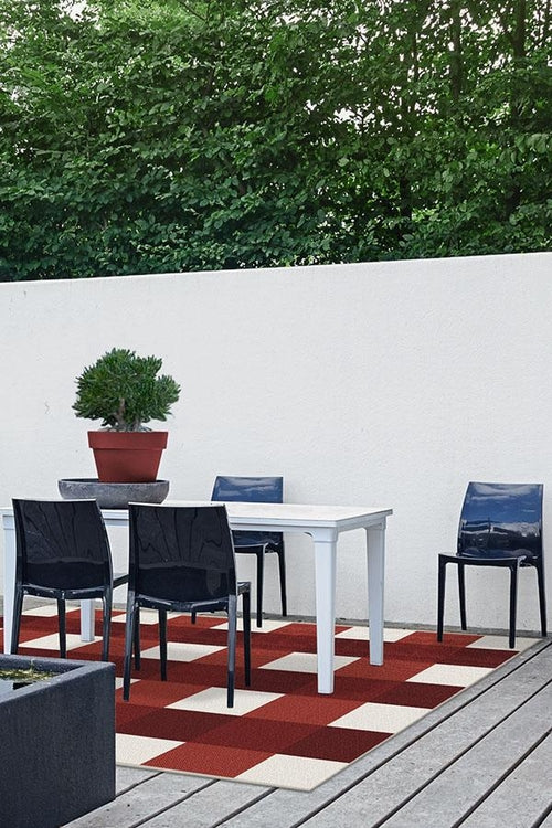 Gingham Plaid Outdoor Rug
