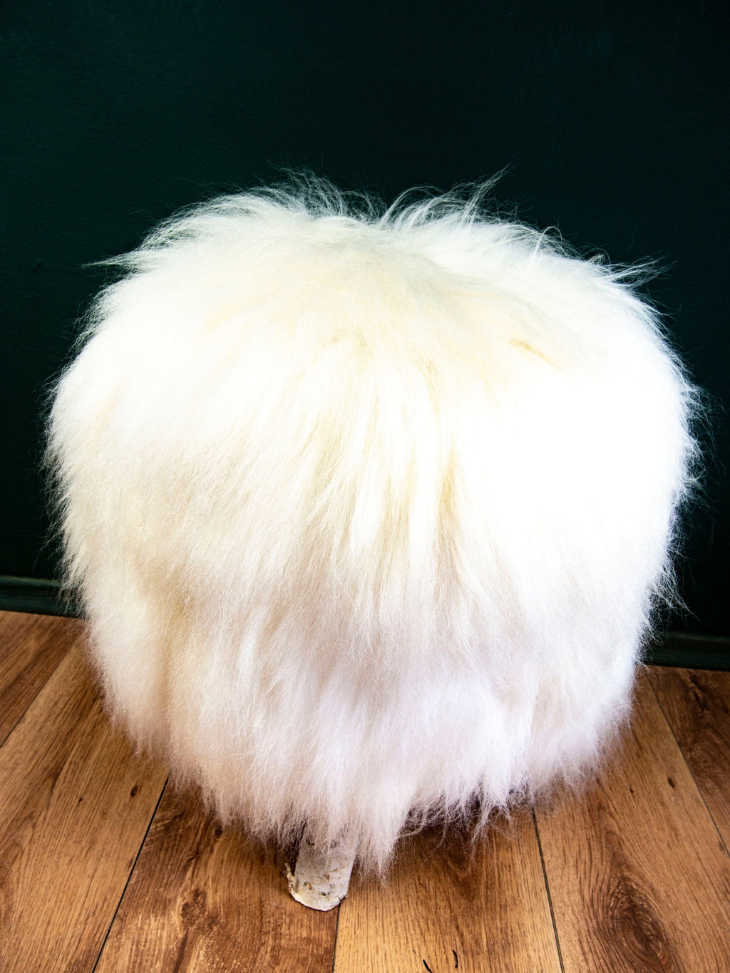 Ivory Sheepskin Ottoman – Handcrafted Natural Birch & Genuine Sheepskin